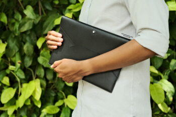 Túi clutch cầm tay Montblanc Sartorial Envelope Pouch Black 130310 Sản phẩm ORDER Hàng Order