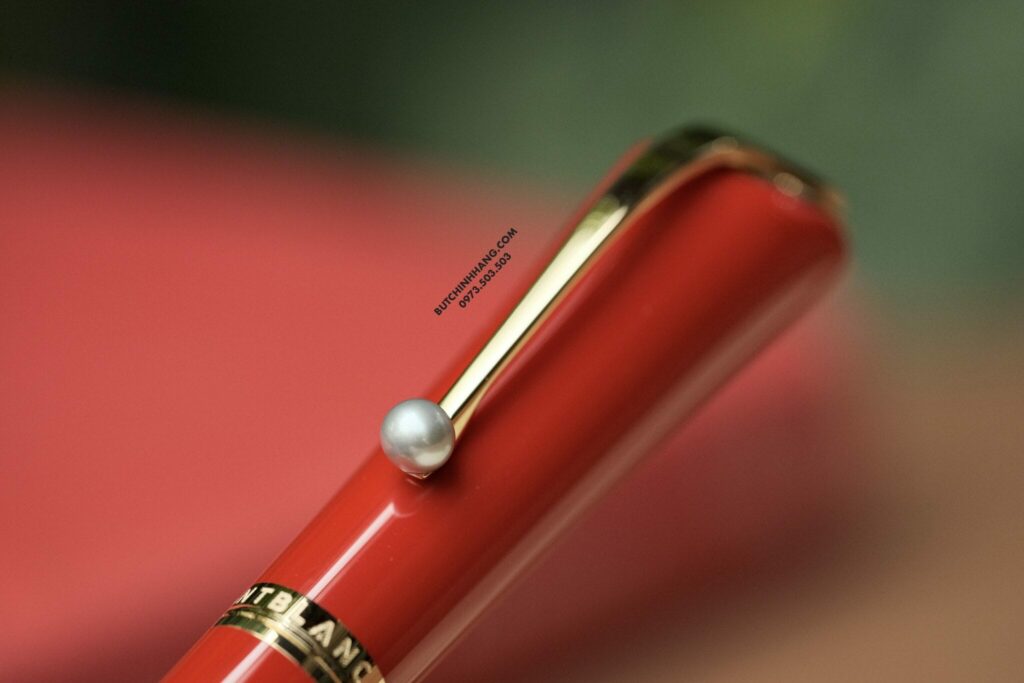 Quà tặng dành cho phái nữ - Bút Montblanc Muses Marilyn Monroe Special Edition Ballpoint Pen 116068 - qua tang danh cho phai nu but montblanc muses marilyn monroe special edition ballpoint pen 116072
