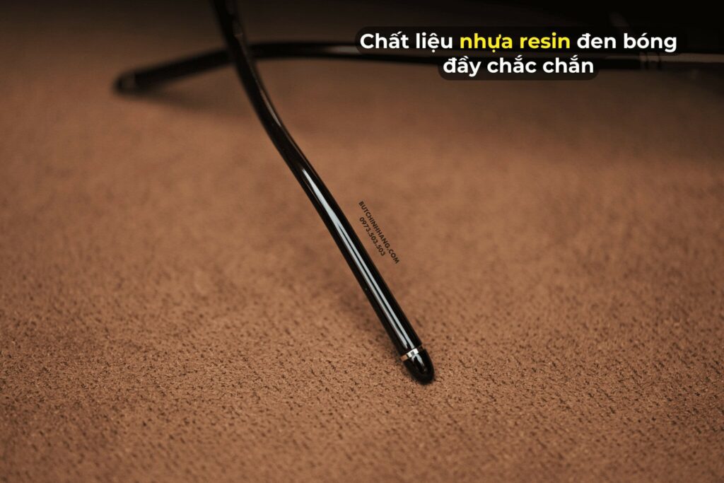 Món phụ kiện gọng kính với thiết kế văn phòng được săn tìm nhiều nhất - MB0072O 003 - mon phu kien gong kinh voi thiet ke van phong duoc san tim nhieu nhat mb0072o 4