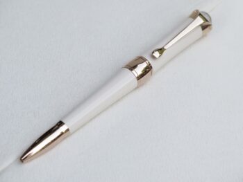 Bút Etoile de sand Montblanc Ballpoint Pen 113839 (0,10CT D) Sắp có hàng Bút Bi Xoay