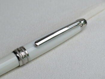 Bút Montblanc Meisterstuck Tribute to the Mont Blanc Special Edition Ballpoint 106846 (Hàng trưng bày) - but montblanc meisterstuck tribute to the mont blanc special edition ballpoint 106846 hang trung bay 3