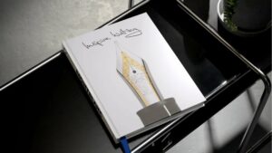 Montblanc Inspire Writing: Cuốn Sách Nghệ Thuật Dành Cho Người Yêu Bút Viết - montblanc inspire writing cuon sach nghe thuat danh cho nguoi yeu but viet 3