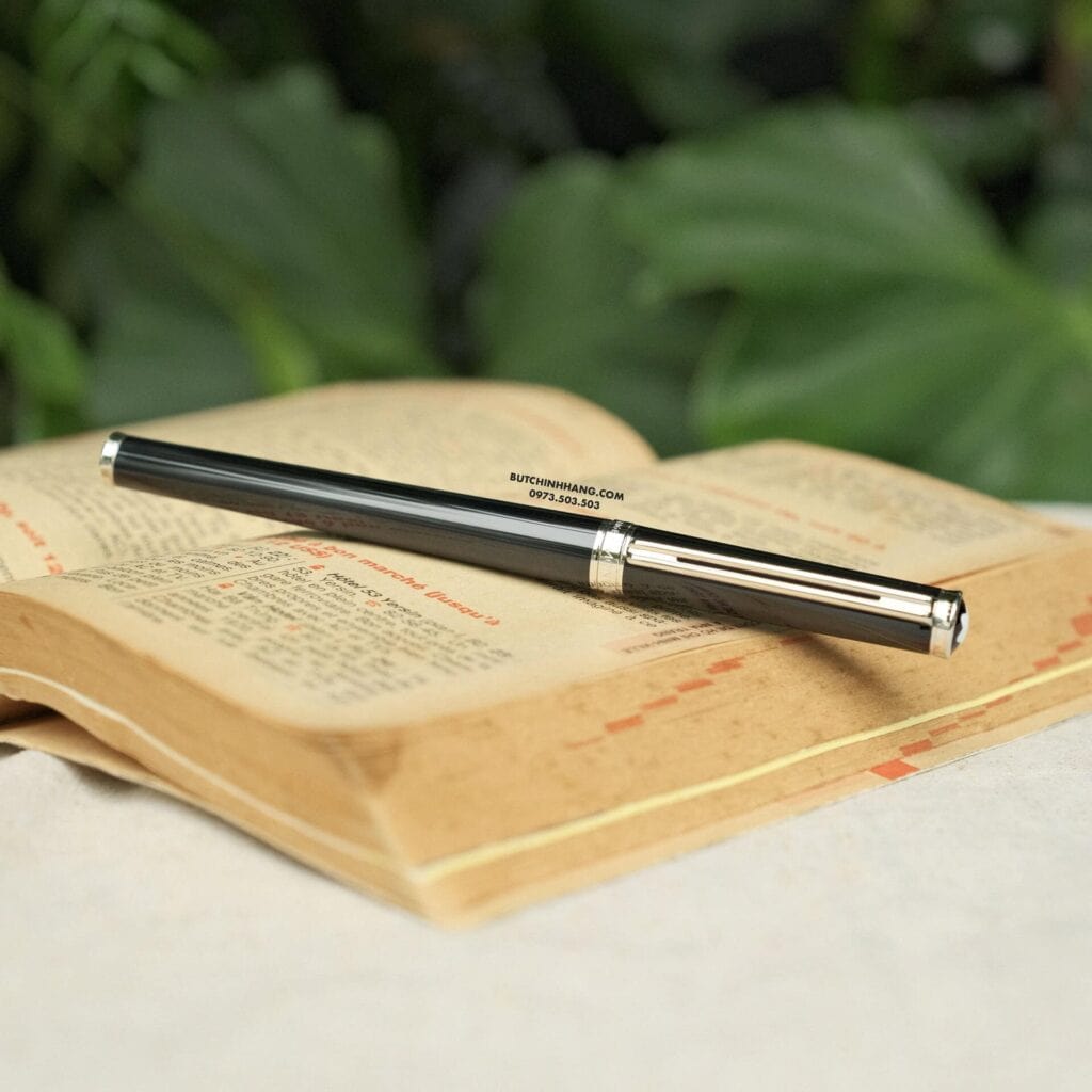 Bút Montblanc Noblesse Oblige Black Rollerball Pen 15331 - but montblanc noblesse oblige black rollerball pen 15332