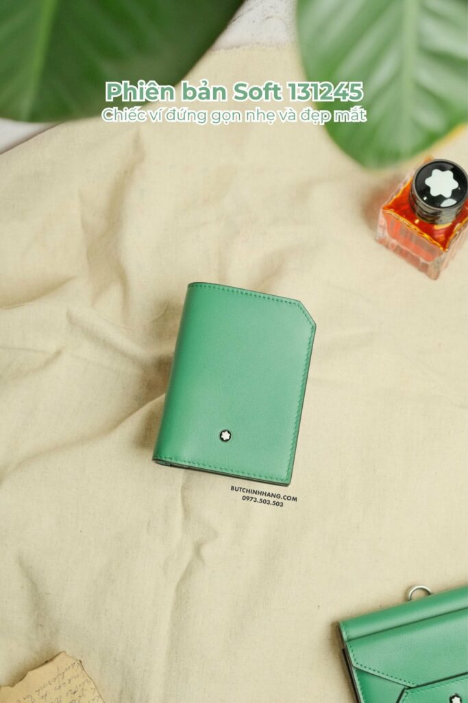 Với Meisterstuck Selection Soft - Bộ đôi ví quà tặng với màu xanh Scottish Green cho mùa lễ hội - voi meisterstuck selection soft bo doi vi qua tang voi mau xanh scottish green cho mua le hoi 1