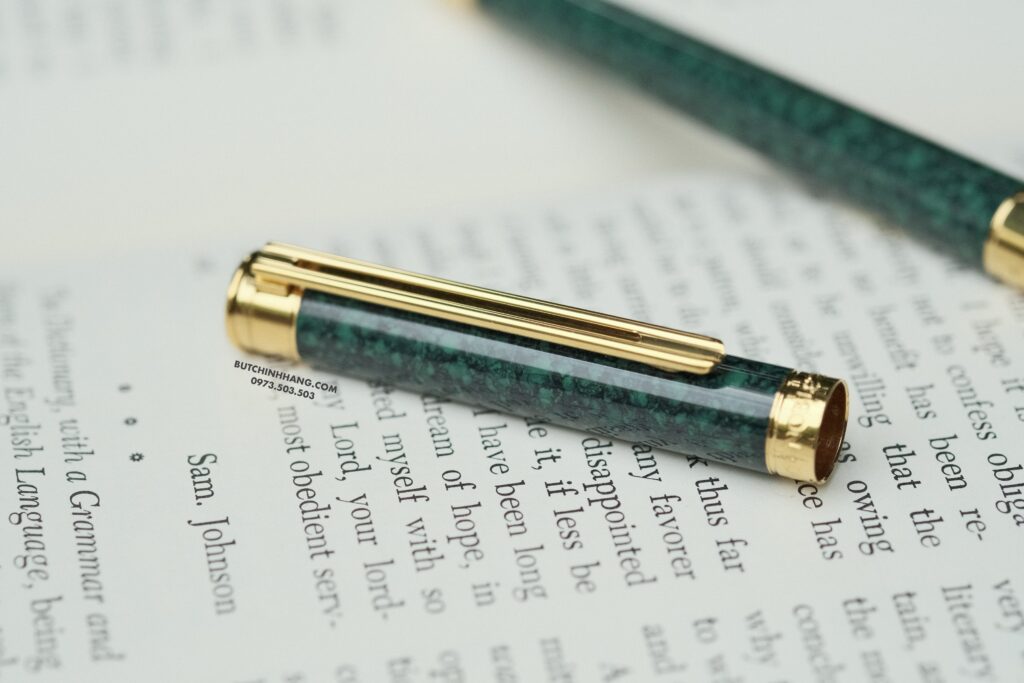 Bút Montblanc Noblesse Dark Green Marble Rollerball Pen 18360 - DSCF9127