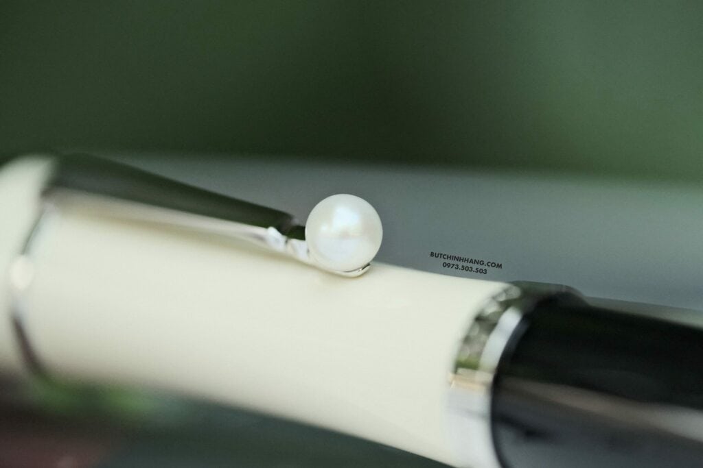 Bút Montblanc Greta Garbo Special Edition BallPoint Pen 36121 - but montblanc greta garbo special edition ballpoint pen 36121