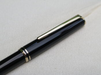 Bút Montblanc Vintage Classic Gold Plated BallPoint Pen 13200( Bút Qua Sử Dụng) - but montblanc vintage classic gold plated ballpoint pen 13200 but qua su dung 1