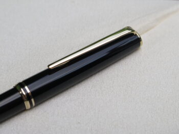 Bút Montblanc Vintage Classic Gold Plated BallPoint Pen 13200( Bút Qua Sử Dụng) - but montblanc vintage classic gold plated ballpoint pen 13200 but qua su dung 2