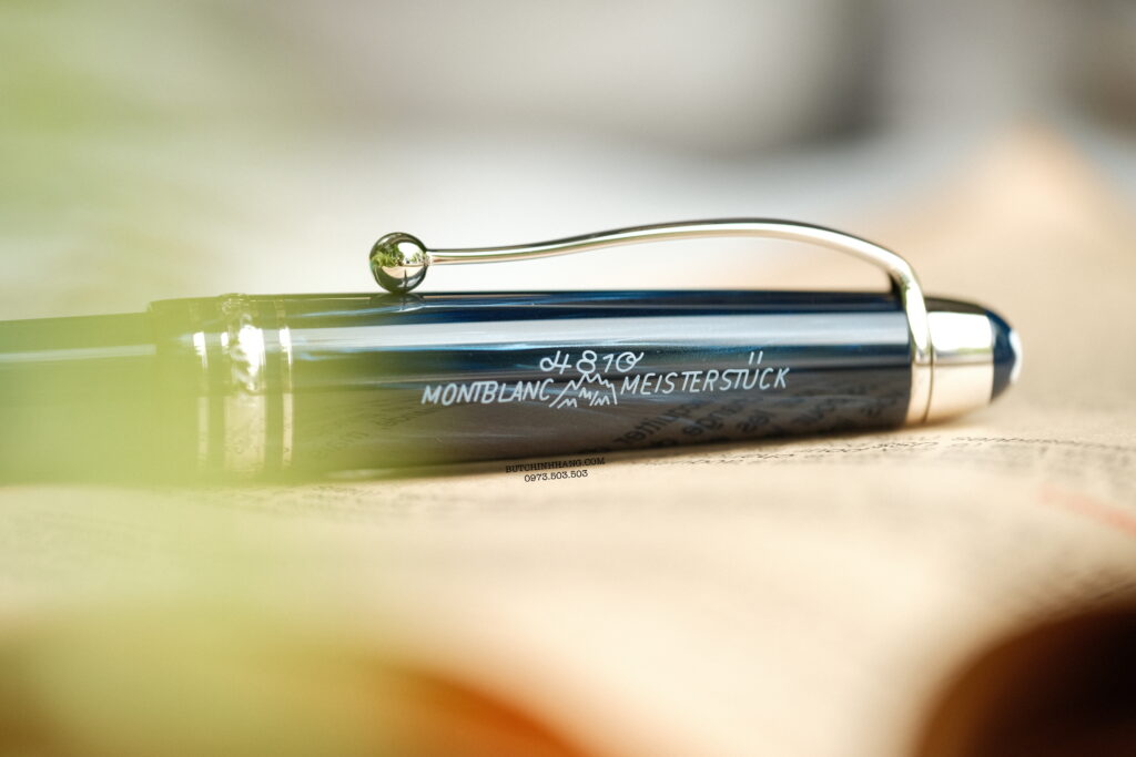 Bút Montblanc Meisterstuck The Origin Collection Midsize Ballpoint Pen 131340 - DSCF1674