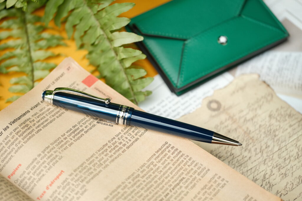 Bút Montblanc Meisterstuck The Origin Collection Midsize Ballpoint Pen 131340 - DSCF1677
