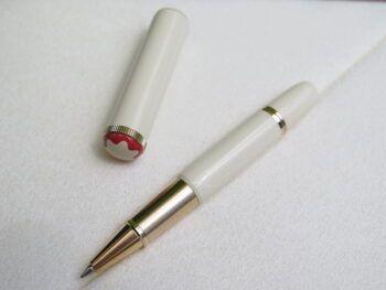 Bút Montblanc Heritage Rouge et Noir Baby Special Edition Ivory Rollerball 128122