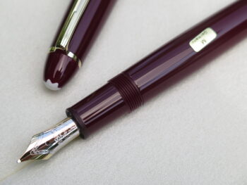 Bút Montblanc Meisterstuck 147 Legrand Bordeaux Gold Coated Fountain Pen 120997 - Ảnh 3
