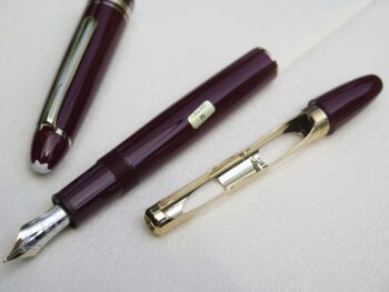 Bút Montblanc Meisterstuck 147 Legrand Bordeaux Gold Coated Fountain Pen 120997 - Ảnh 4
